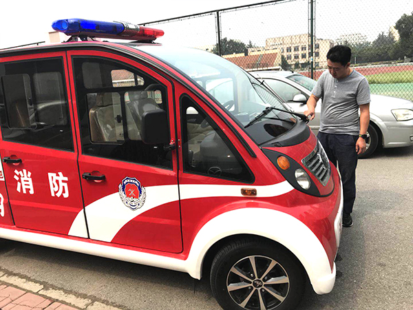 消防安全進(jìn)校園||北京工業(yè)大學(xué)消防巡邏車列陣上崗(圖4)