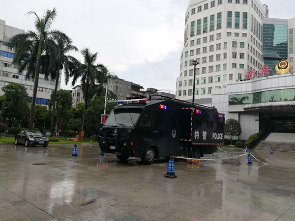 帥爆了 “變形金剛！南海投用一批特種警用裝備車輛(圖1)