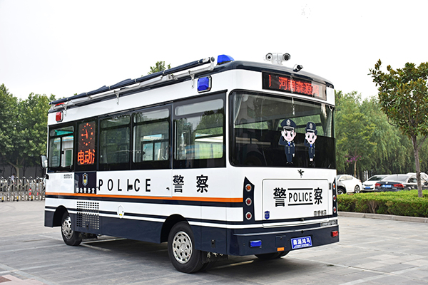 河南周口采購的移動警務(wù)室發(fā)車(圖4)