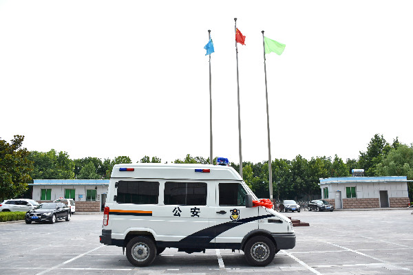 忠誠(chéng)鐵衛(wèi) 守護(hù)平安——吉林省吉林市采購(gòu)的警用囚車(chē)發(fā)車(chē)(圖3)