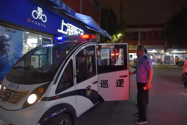 福建泉州：電動(dòng)巡邏車上崗   礪劍出鞘保民安！(圖2)