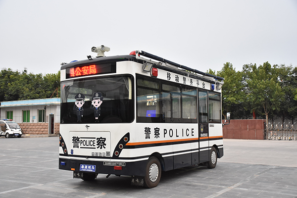 云南玉溪移動(dòng)警務(wù)室發(fā)車——警務(wù)前移  服務(wù)群眾 (圖5)