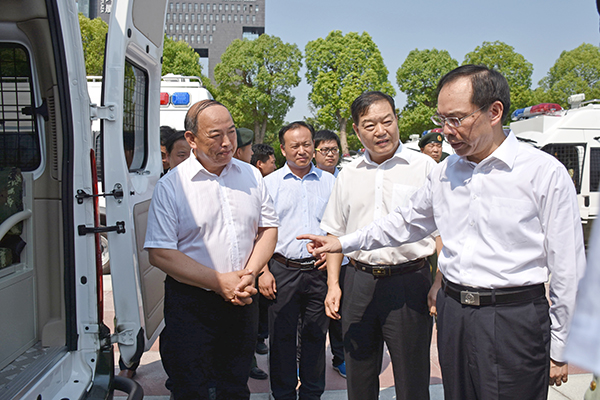 森源鴻馬防暴巡邏車列裝武警部隊(duì)(圖5)