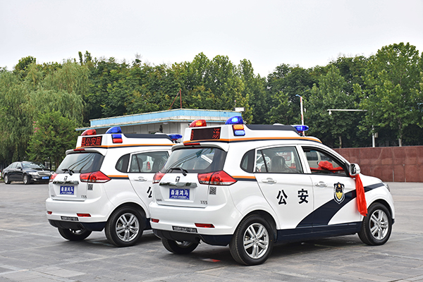 安陽湯陰SUV電動巡邏車發(fā)車(圖5)