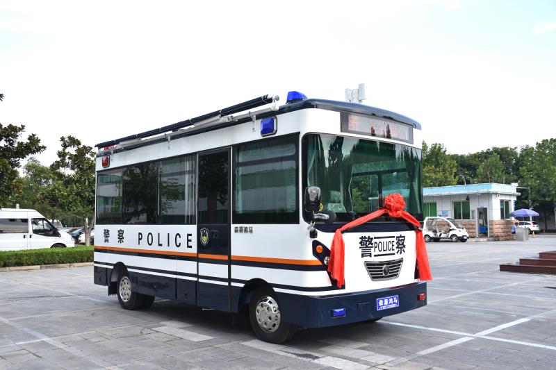 浙江長興移動警務(wù)室發(fā)車(圖2)