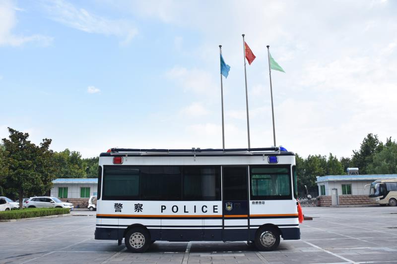 浙江長興移動警務(wù)室發(fā)車(圖4)