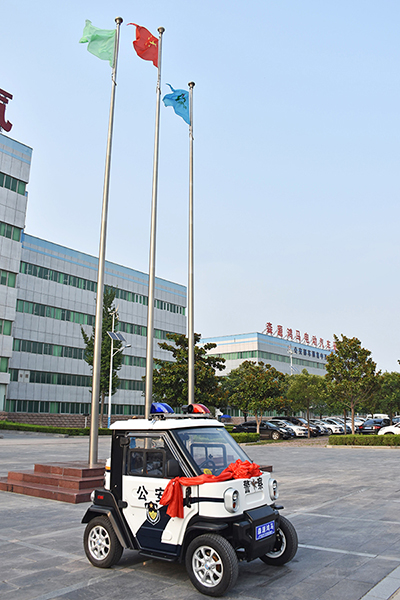 守護“鐵柵欄”  江蘇南通女子監(jiān)獄“小精靈”電動巡邏車發(fā)車(圖7)