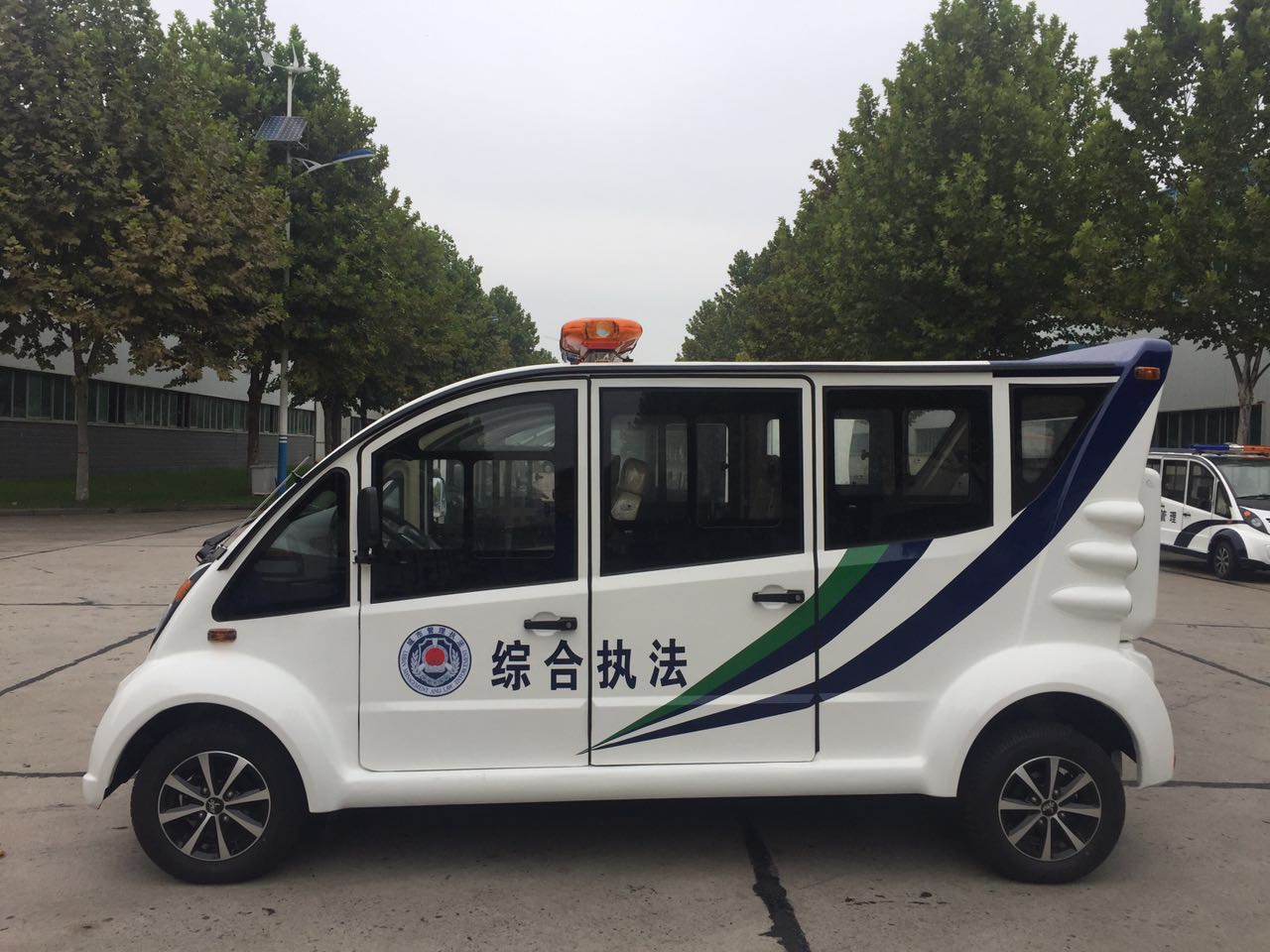 【共創(chuàng)和諧家園】 河南南陽電動(dòng)巡邏車發(fā)車(圖3)