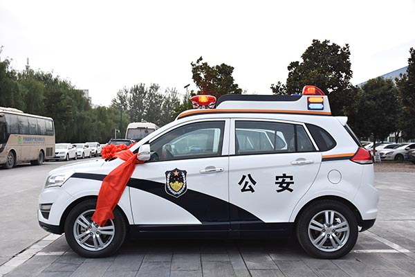 河北定州市通過(guò)公安部警采中心采購(gòu)SUV電動(dòng)巡邏車(圖4)