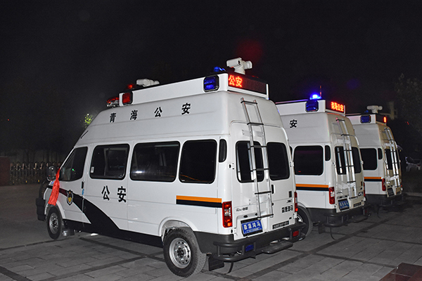 青海省通過(guò)公安部警采中心采購(gòu)移動(dòng)警務(wù)車(chē)(圖5)