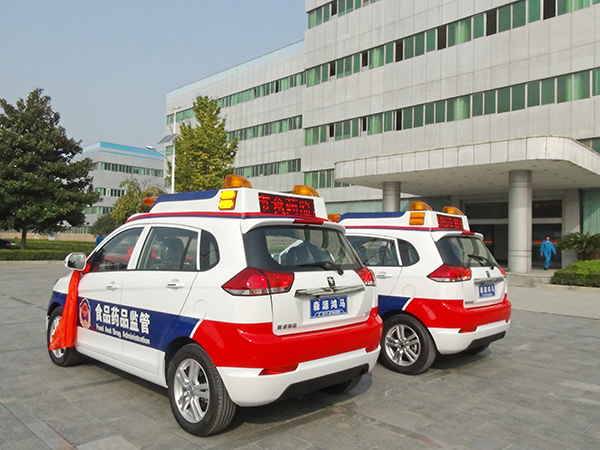 安徽阜陽(yáng)市食藥監(jiān)SUV電動(dòng)巡邏車發(fā)車    為基層執(zhí)法增添助力(圖4)