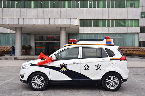 安徽安慶通過(guò)公安部警采中心采購(gòu)SUV電動(dòng)巡邏車(圖3)