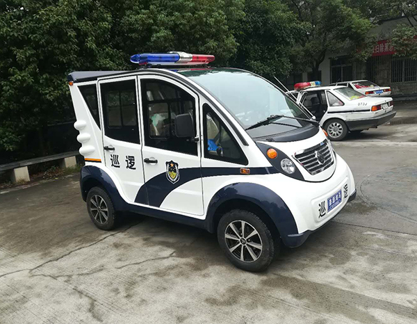 江西南昌采購的電動(dòng)巡邏車列裝上崗(圖1)