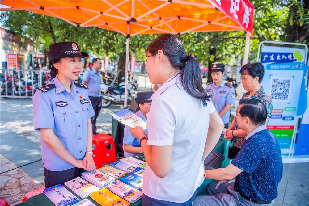 梅州||最新最全的“一窗通辦”移動警務(wù)車服務(wù)點(diǎn)和派出所名單出爐啦！(圖2)