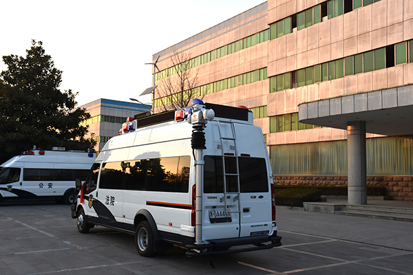 黑龍江雞西法院采購執(zhí)行指揮車(圖5)