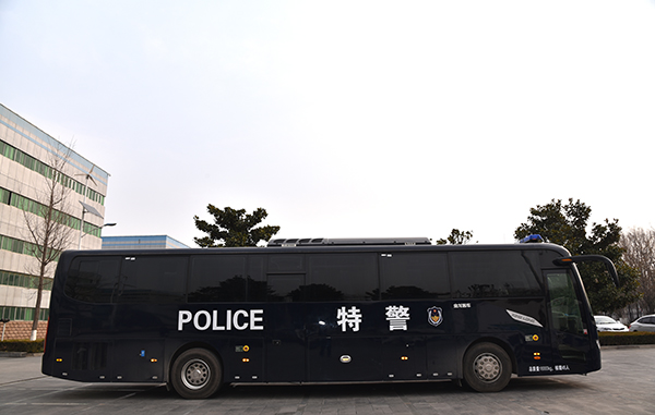 河北廊坊通過(guò)公安部警采中心采購(gòu)警力輸送車(圖4)