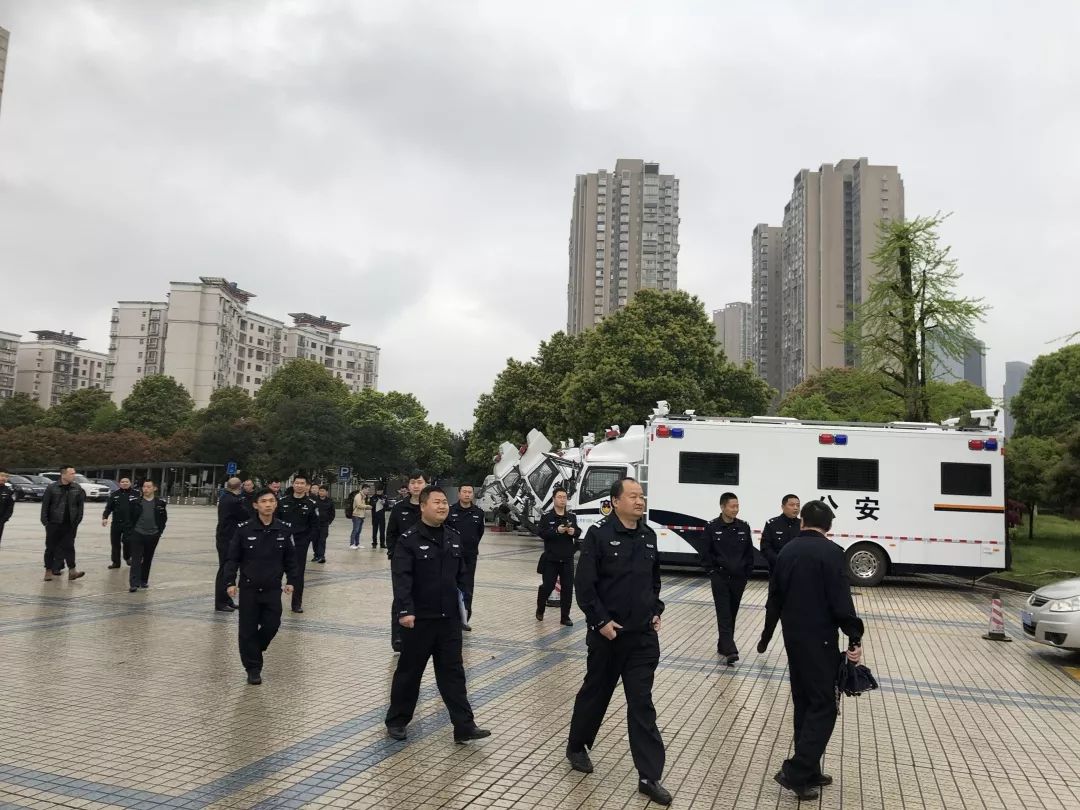 湖南公安廳交警總隊(duì)舉辦高速交警移動(dòng)執(zhí)法服務(wù)站培訓(xùn)班(圖6)