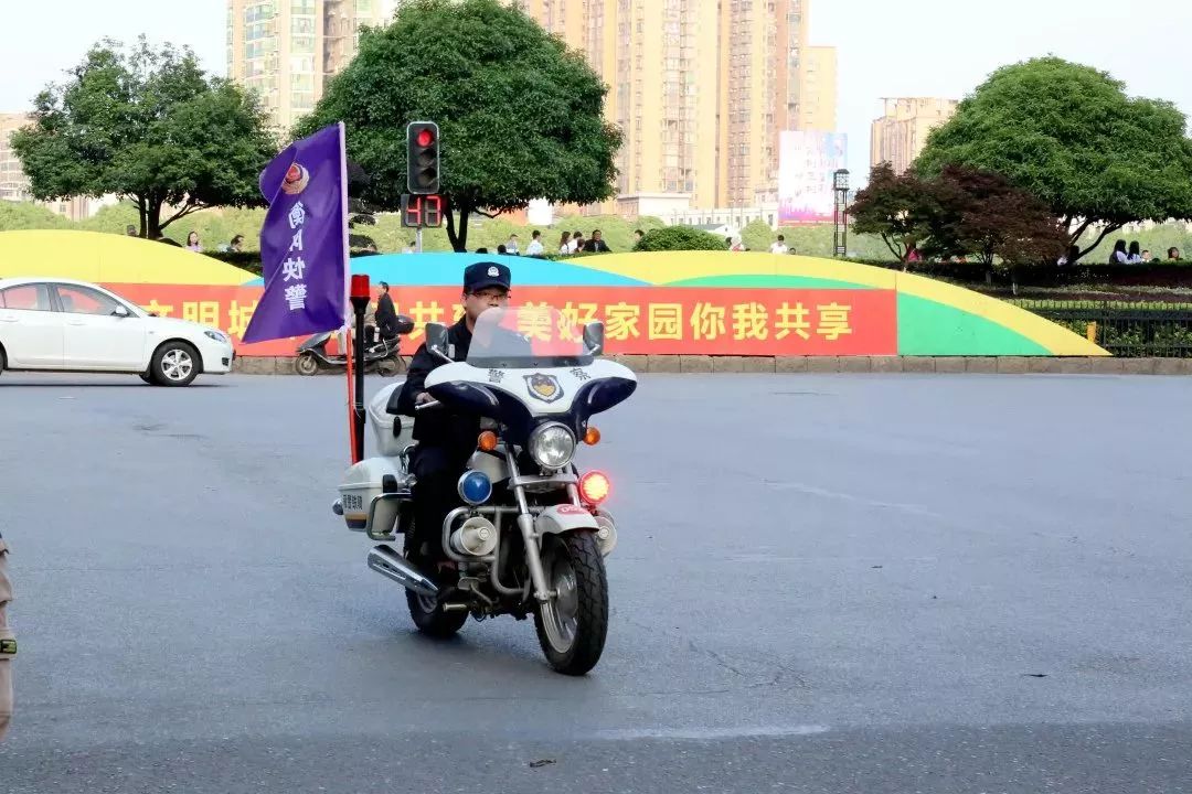 【五一我在崗】走近囤警街面的石鼓尖刀力量(圖7)