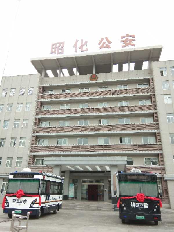 四川廣元市移動(dòng)警務(wù)室列裝上崗(圖3)