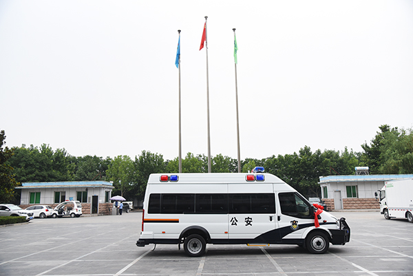 焦作孟州市采購警用多功能押解車(圖3)