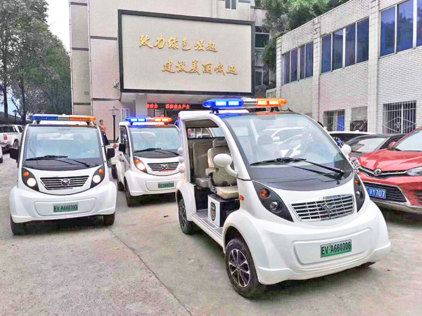 森源鴻馬電動(dòng)執(zhí)法車助力樂(lè)山市峨邊縣城管城市精細(xì)化管理(圖7)