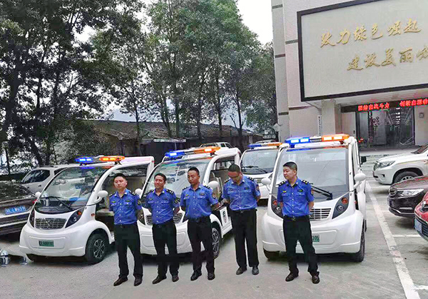 森源鴻馬電動(dòng)執(zhí)法車助力樂(lè)山市峨邊縣城管城市精細(xì)化管理(圖4)