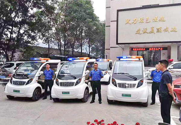 森源鴻馬電動(dòng)執(zhí)法車助力樂(lè)山市峨邊縣城管城市精細(xì)化管理(圖3)