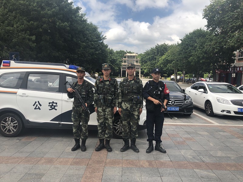 泉州||鯉城巡特警反恐大隊加強國慶70周年安保期間社會治安巡邏防控工作(圖10)