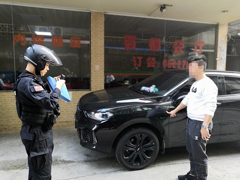 泉州||鯉城巡特警反恐大隊加強國慶70周年安保期間社會治安巡邏防控工作(圖17)