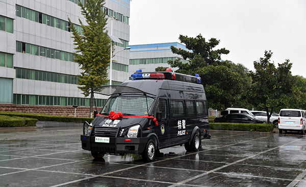 吉林鎮(zhèn)賚縣通過公安部警采中心采購運兵車(圖2)