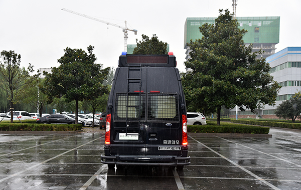 吉林鎮(zhèn)賚縣通過公安部警采中心采購運兵車(圖7)