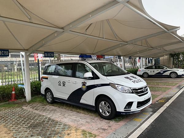 浙江溫州警用多功能巡邏車上崗執(zhí)勤(圖2)