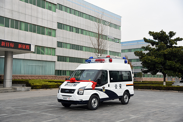 廣東陽(yáng)江通過(guò)公安部警采中心采購(gòu)警用囚車(圖2)