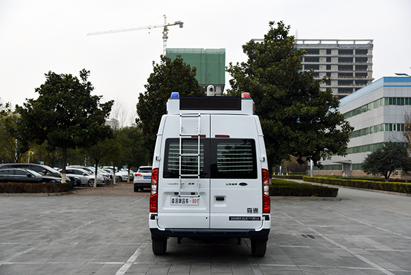 廣東陽(yáng)江通過(guò)公安部警采中心采購(gòu)警用囚車(圖7)