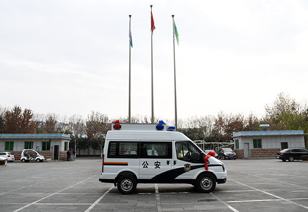 廣東陽(yáng)江通過(guò)公安部警采中心采購(gòu)警用囚車(圖6)