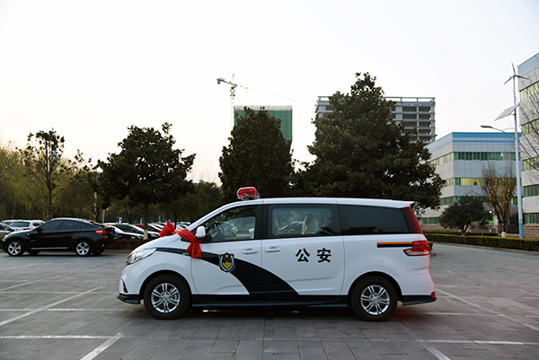 湖北咸寧通過公安部警采中心采購警用勘察車(圖5)