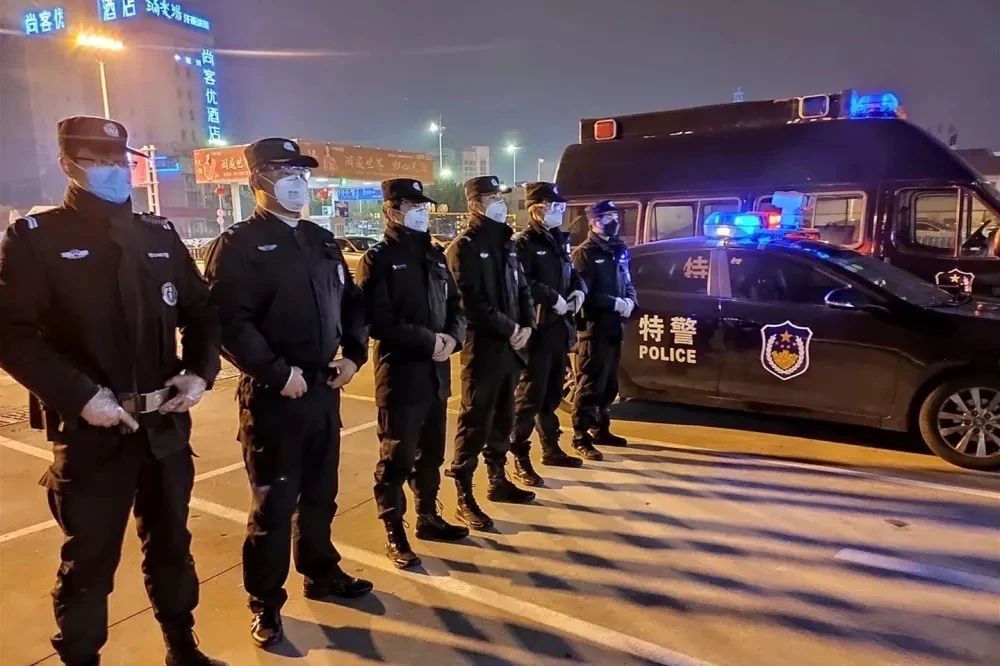 疫情戰(zhàn)場的先鋒，特警突擊車助力巡特警大隊(duì)行動(dòng)！(圖2)