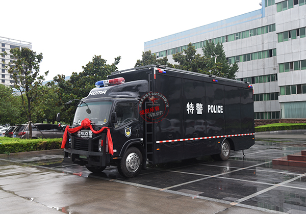 江蘇丹陽市通過公安部警采中心采購裝備車(圖2)