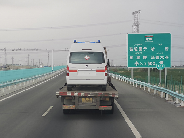 心系疫區(qū) 千里馳援//森源鴻馬醫(yī)療救護(hù)車為新疆疫情防控工作保駕護(hù)航(圖8)