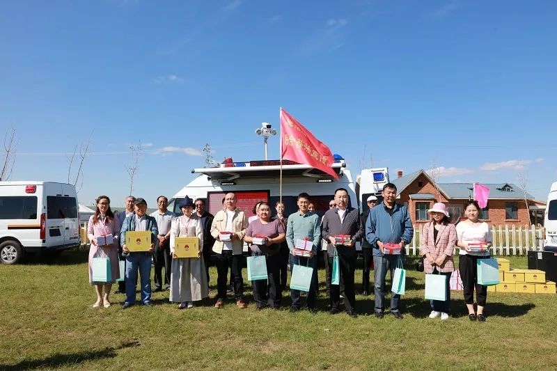 檢察移動方艙首次亮相  助力鄂溫克檢察院“送法進(jìn)家室，法治助履職”(圖5)