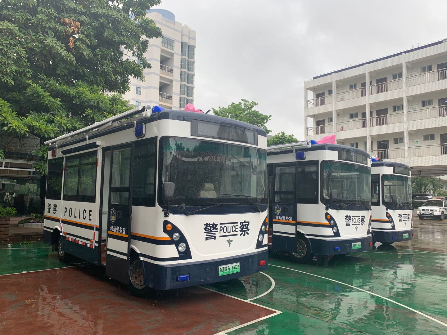 打造城市平安堡壘||廣州移動(dòng)警務(wù)室列裝上崗(圖2)