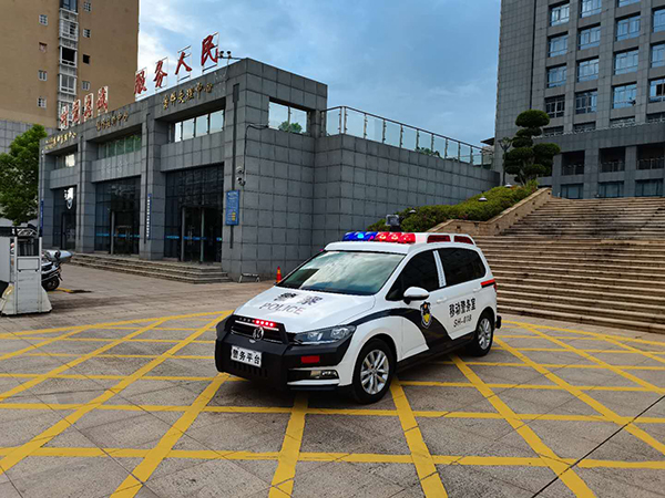 福建龍巖市移動警務(wù)平臺列裝上崗(圖2)