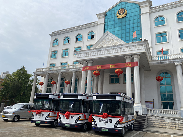 打造平安海南||14臺移動警務(wù)室配發(fā)海南全省(圖3)