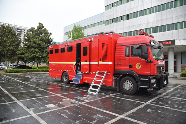 森源鴻馬衛(wèi)生間車(圖6)