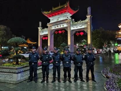 南岳公安分局旅游警察大隊(duì)：鐵肩擔(dān)道義，赤心鑄警魂(圖2)