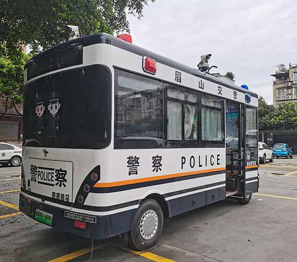 四川眉山市移動警務(wù)平臺上崗，推進街面警務(wù)新模式！(圖3)