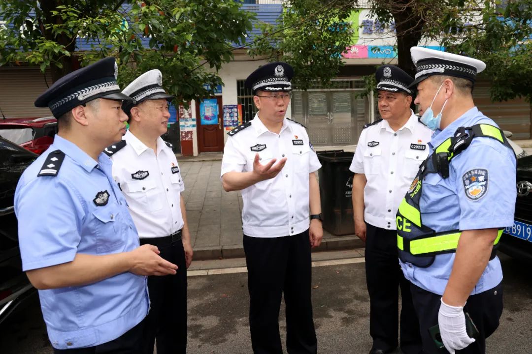 平安衡陽(yáng)：端午安康 “警察藍(lán)”為您傾情守護(hù)！(圖5)