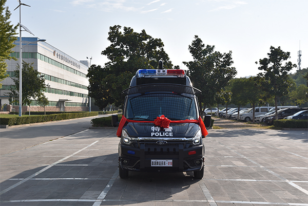 護(hù)航二十大 科技保平安||安徽界首市采購(gòu)防暴運(yùn)兵車(chē)(圖1)