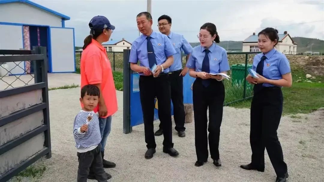 森源鴻馬檢察指揮車保護(hù)濕地  鄂溫克旗檢察院在行動(圖3)