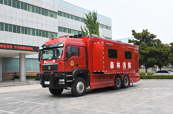 西藏總隊(duì)林芝支隊(duì)嚴(yán)密組織通信指揮車(chē)操作與使用訓(xùn)練(圖6)